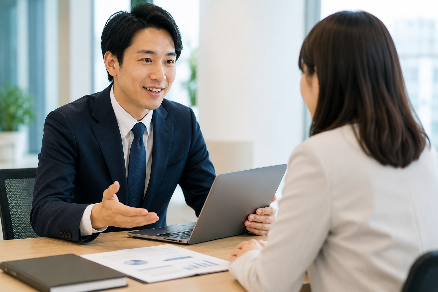 客先訪問で実践的な経験を積む